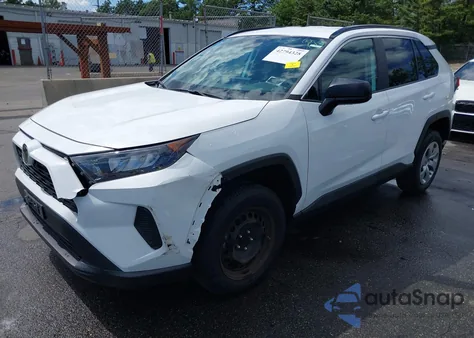 2021 Toyota Rav4 Le z USA, uszkodzony, nr VIN 2T3F1RFVXMC223051
